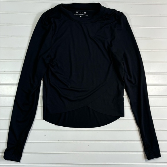 Wilo The Label Black Movement Twist Layer Top Round Neck Pullover Size Medium - Picture 8 of 16